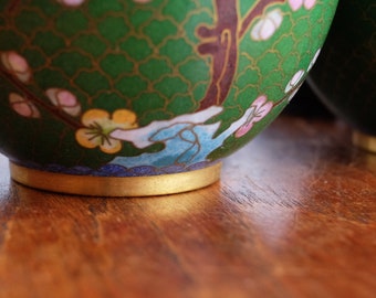 七宝焼桜花文様蓋付壺とスタンドのペア - Etsy 日本