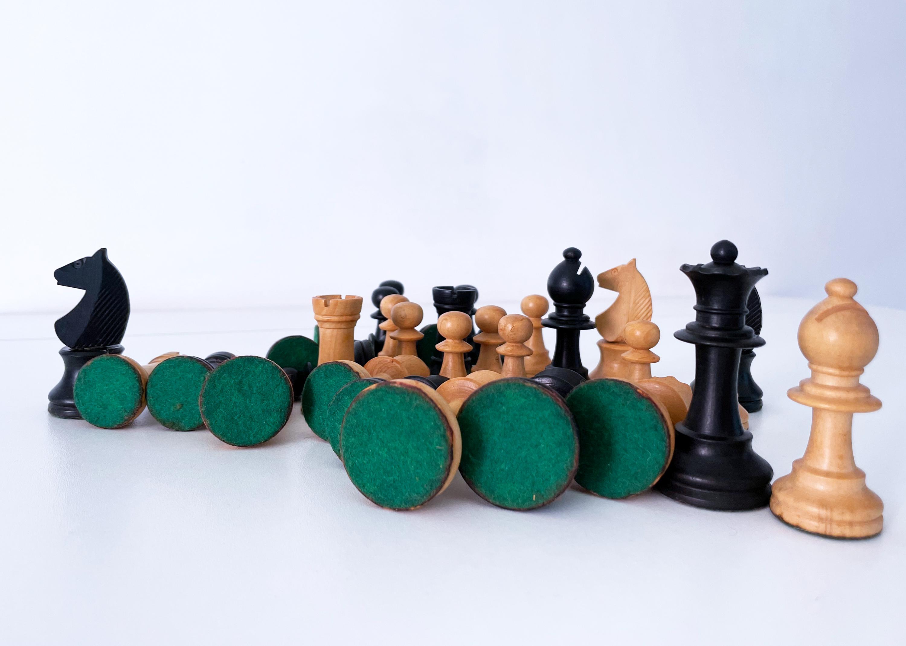 1970's 'dal Negro' Walnut Wood Chess Set - Etsy