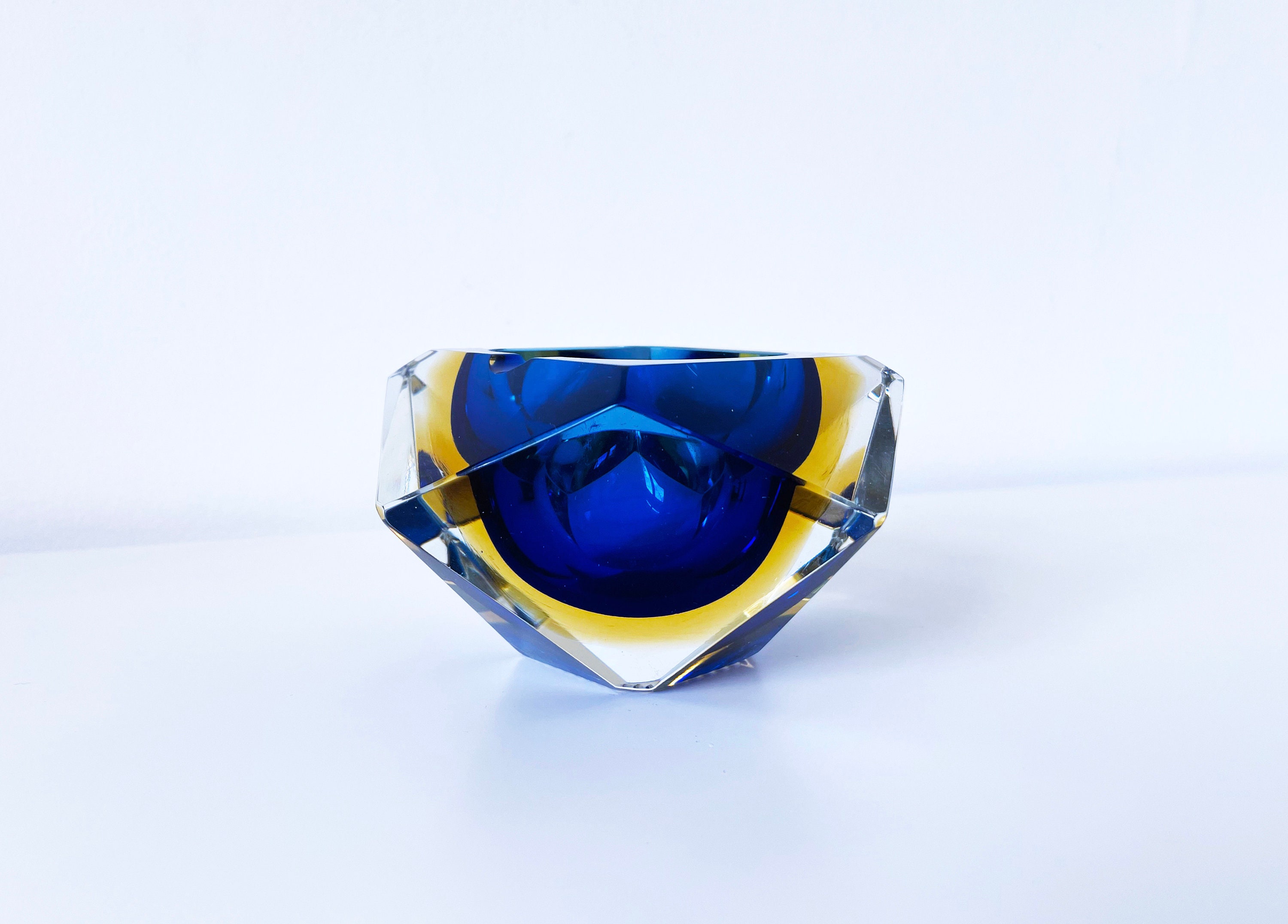 1960's Murano Faceted Sommerso Ashtray by Flavio Poli for Seguso