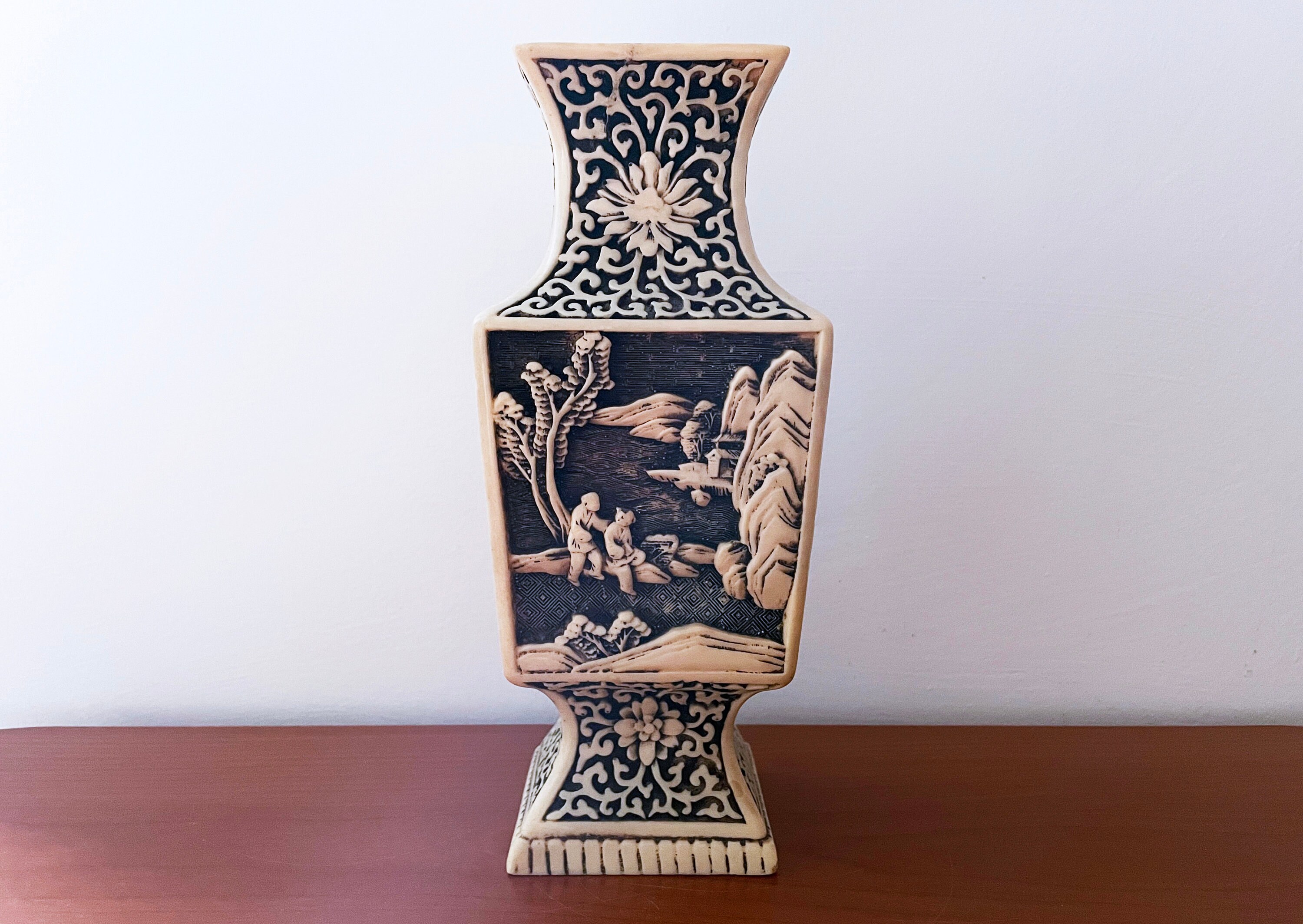 1940年代の中国彫刻の辰砂花瓶 - 高さ23.5 cm - Etsy 日本