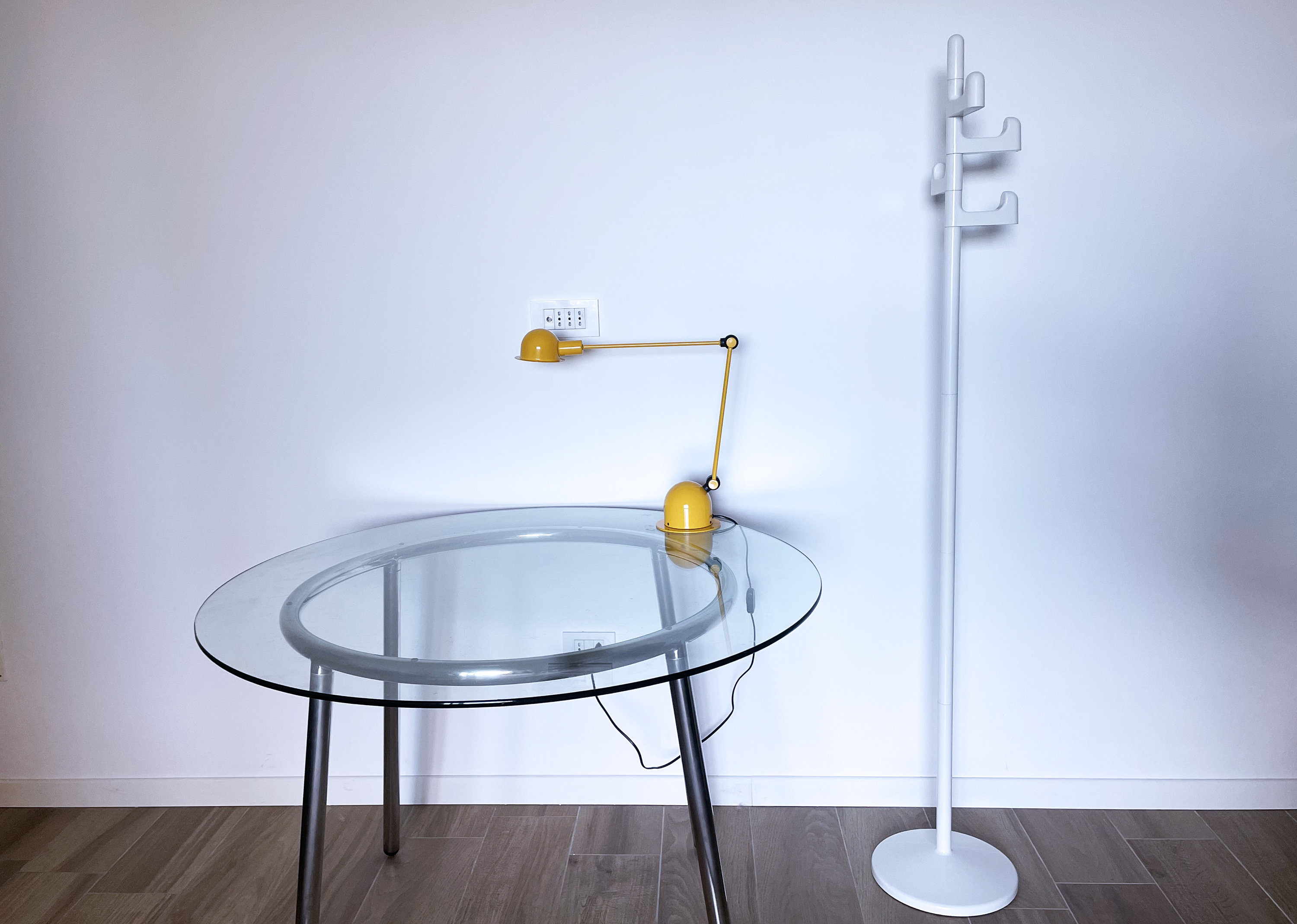 1960's GEDY White Plastic Standing Coat Rack by Makio Hasuike - boxed
