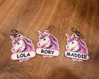 Llavero de unicornio personalizado