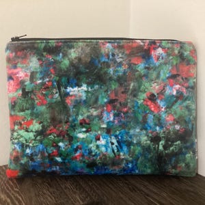 Floral velvet make up bag. Fibre Naturelle Renoir Cosmos fabric. Lined zipper pouch. Flat cosmetics bag. Blue, red, green small flowers.