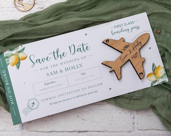 Convite de casamento com tema de limão, ímã de geladeira em formato de avião com cartão de embarque para casamento na Itália.