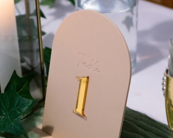 Acrylic Wedding Table Numbers, 5x7 Matt and Mirror Acrylic Table Sign Decor. Arch, Wavy, Rectangle or Slant Shape - Beige Gold, 15 Colours