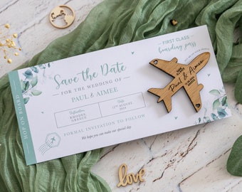 Eukalyptus Kühlschrankmagnet Bordkarte Hochzeit SAVE the DATE, Kühlschrankmagnet aus Holz oder Acryl, Salbeigrün, Reiseflugzeug Hochzeit im Ausland