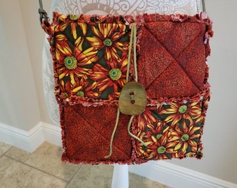 Sew Cute Bag-(Red/Burnt Orange Daisy & Red Rag Quilt Cross Body Purse)
