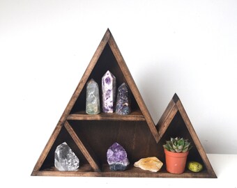 Hanging Wooden Triangle Mountain shelf