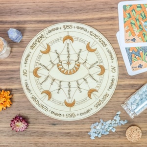 Coppermoon Pendulum Board Light Wood Divination Set 19 x 19cm, Dowsing chart Witchy Gifts, Charm Divination mat, Witchcraft Divination Tools