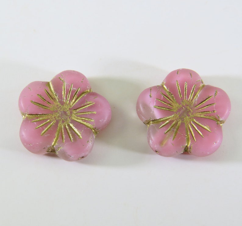 Jewelry Making & Beading Beads Vintage Czech Flowers Pods Opaque Yellow