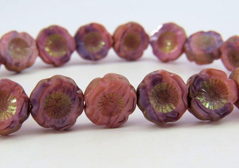 Czech Pink and Purple Mix Beads 14MM Hawaii Flowers with Sheen Picasso Glaze Streaked Opaque Table Cut Glass 6 Beads PTCHA071