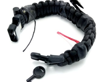 The SERE Sidekick- Tactical Survival Paracord Bracelet to Evade, Resist & Escape.