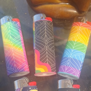 Regenbogen Style Feuerzeugwraps 3er Pack! | Vinyl Feuerzeug Wraps von Dom Fambro [Nur Wrap. Passend für Bic Feuerzeuge]