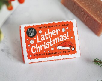 Barre de savon de Noël mousseuse naturelle végétalienne