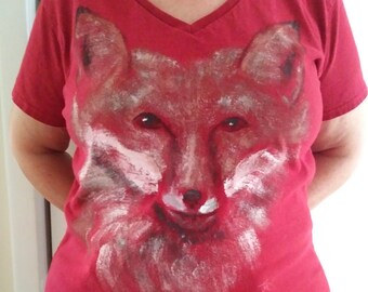 Sei der Neid all deiner Foxy Friends mit diesem handbemalten Fuchs T Shirt