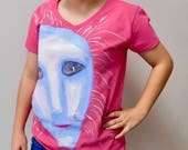 Pink Tee shirt with a blue and white quot inner being quot hand painted by Jennifer Ann Meade. Part of the I.B.I.S collection.