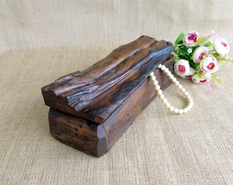 Brown Wooden Box, Jewelry Box, Rustic Wooden Box, Driftwood, Storage Box, Antique Box, Decorative Box, Card Box, Reclaimed Wood Box, Gift.