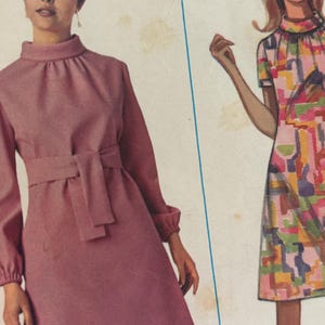 Vintage 1960&#39;s A-Line Dress Pattern With Sleeve Variations---Butterick 4902---Size 5  Bust 31