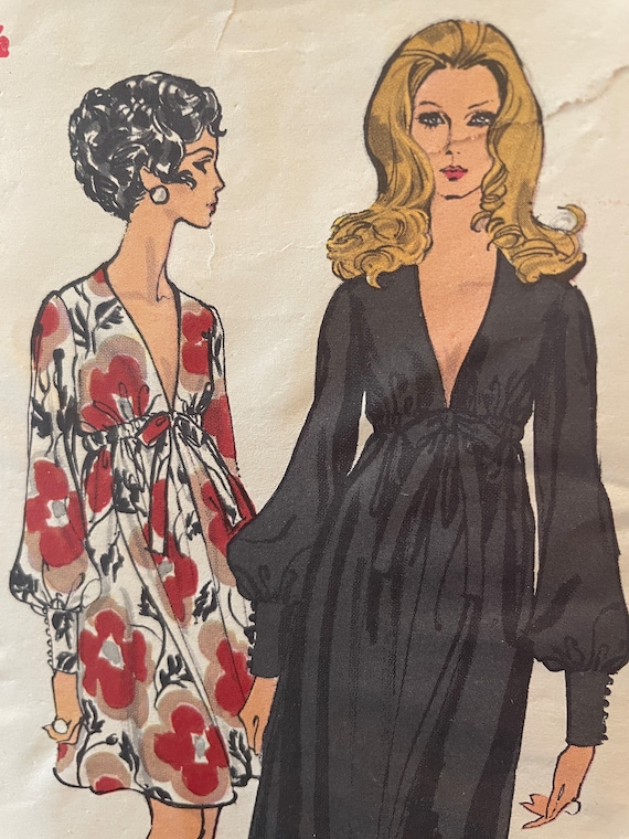 Gorgeous Vintage 1970's Cocktail Dress With Deep V-neckline and Full,  Cuffed, Gathered Sleeves---vogue 7630---size 8 Bust 31 1/2 - Etsy