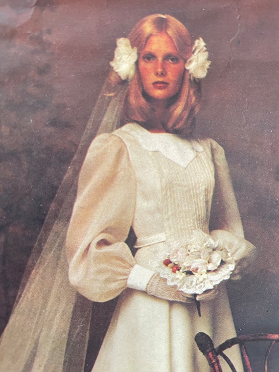 Vogue Couturier Design Bridal Gown, Veil and Bridesmaid Dress Pattern by Belinda Bellville---vogue 1155---size 6 Bust 30 1/2 - Etsy Vogue Couturier Design Bridal Gown, Veil and Bridesmaid Dress Pattern by Belinda Bellville---vogue 1155---size 6 Bust 30 1/2 - Etsy