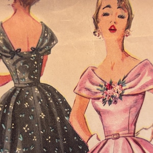 Underbar vintage festklänning från 1950-talet med porträttkrage och vid kjol --- Simpliity 4969 --- Storlek 13 Byst 31