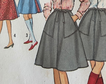 Easy Vintage Reversible Wrap Around Skirt Pattern---Simplicity 5032---Waist 26. Hip 36  UNCUT