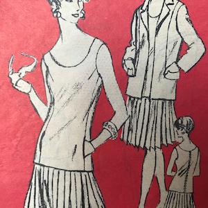 Rare Find---Vintage Dress and Cardigan Jacket Pattern by Well Known Designer Malcolm Starr---Prominent Designer A943  Size 10  Bust 31