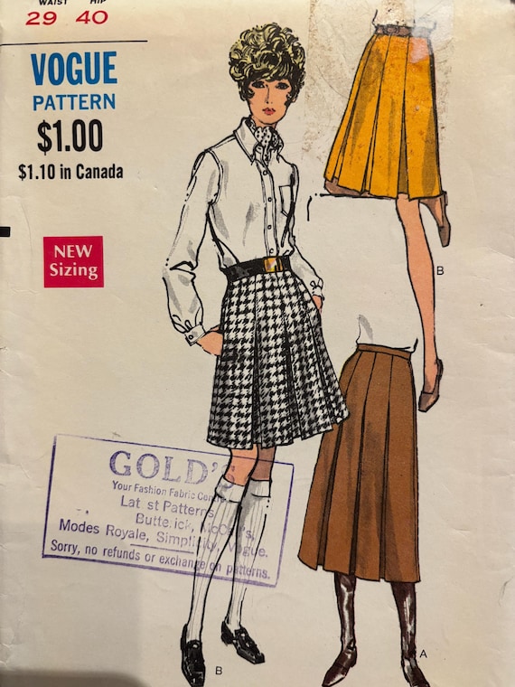 Saia plissada vintage da década de 1960 com variações de