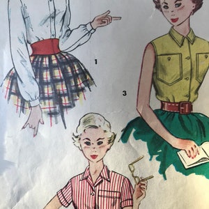 Simple to Make Vintage 1950&#39;s Blouse Pattern With Sleeve Variations---Simplicity 4420---Size 12  Bust 30  UNCUT