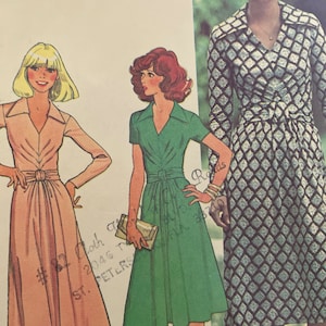 Vintage 1970&#39;s Slimming Dress Pattern in Maxi or Knee Length---McCalls 5656---Size 10  Bust 32 1/2  UNCUT