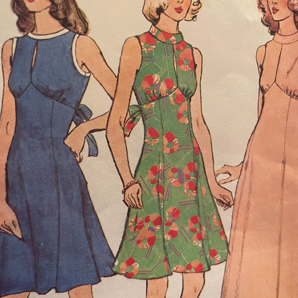 Vintage 1970's Princess Seamed, Keyhole dress Pattern---Simplicity 6329---Size 10  Bust 32 1/2  UNCUT