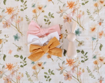 Set of 3 Baby Bows, Linen Knotted Bows, Baby Headbands, Newborn Headbands, Toddler Barrettes, Summer Baby Bows, Girls Hair Clips, Boho Clips