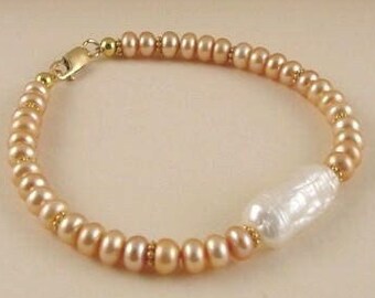 Freshwater Pearl Bracelet and Vermeil - White and Peach Cultured Pearl Bracelet - Hand Made Beaded Bracelet - Jewelry for Women