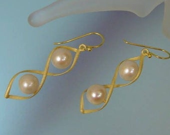 White Freshwater Pearl Gold Vermeil Earrings - Cultured Freshwater Pearl Dangle Earrings - Unique Pearl Jewelry