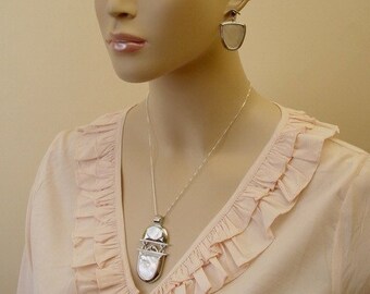 Artistic Mother of Pearl Pendant and Earrings SET - Contemporary Jewelry with MOP.