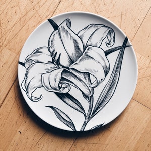 Decorative Plates, Botanical Illustration, Porcelain, 28cm image 1