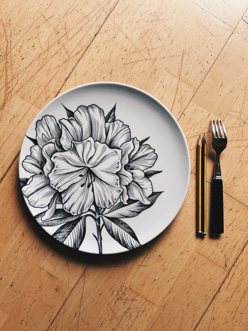 Decorative Plates, Botanical Illustration, Porcelain, 28cm image 2