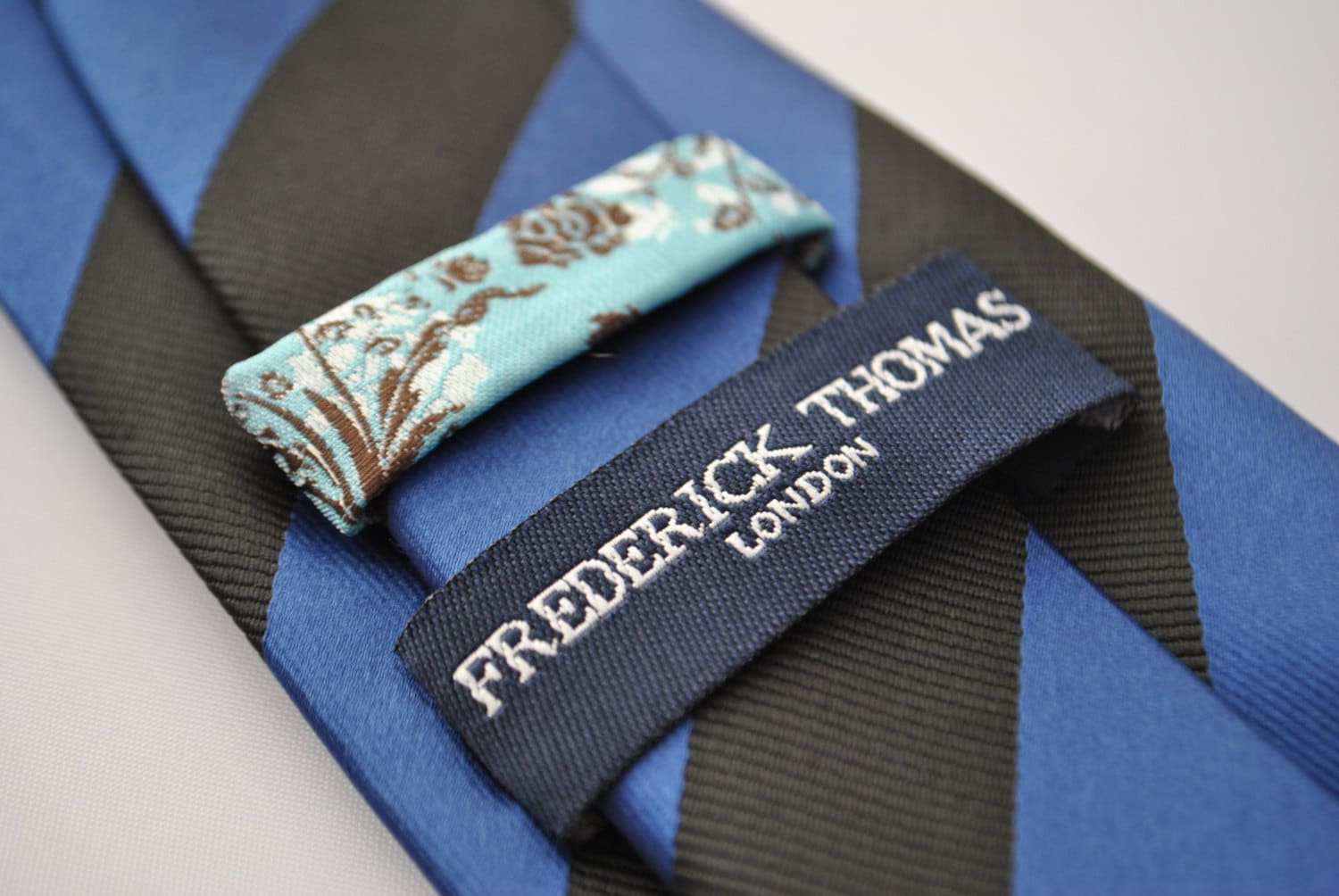 Bandiera Irlandese Con Design A Strisce Arancioni E Verdi Di Frederick Thomas