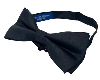 Frederick Thomas plain black silk blacktie funeral wedding bow-tie classic dickie father-s men-s luxury adult & child sizes available
