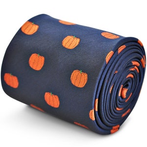 Pumpkin Pattern Mens Tie by Frederick Thomas FT3198