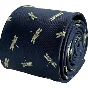 Corbata para hombre con diseño de insectos y libélula azul marino oscuro de Frederick Thomas imagen 1