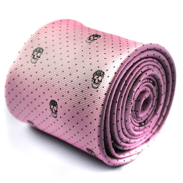 Gravata com estampa de caveiras rosa bebê e design floral exclusivo na parte traseira, criada por Frederick Thomas FT432.