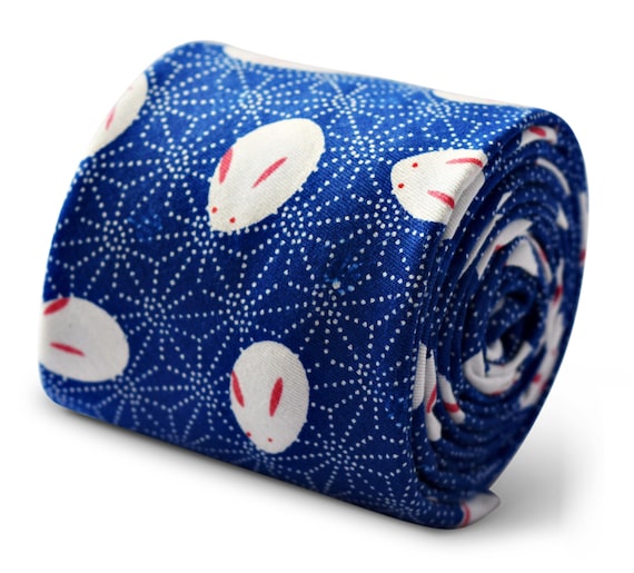 Frederick Thomas mens cotton linen tie in navy blue with floral pattern FT3132