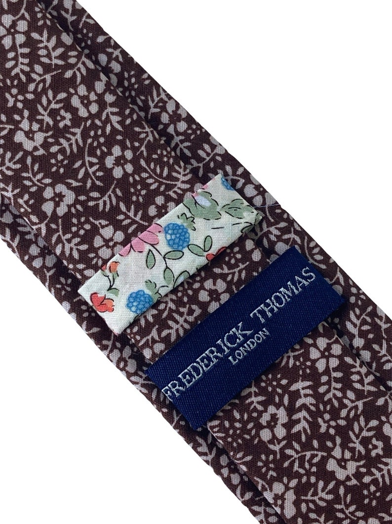 Frederick Thomas Brown Floral Design Mens Classic Width 100% Cotton Tie ...