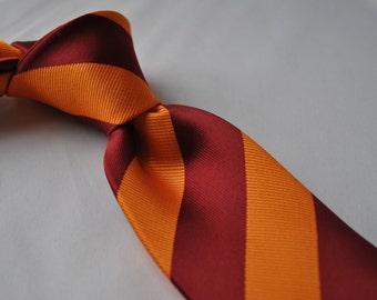 Cravate Rayée Scolaire Frederick Thomas - Marron Et Orange, Faite à La Main Au Royaume-Uni, Neuve Avec étiquettes