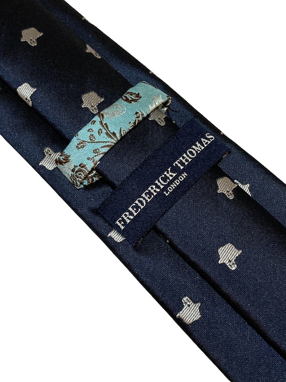 Cravate Homme Frederick Thomas - Bleu Marine Foncé Avec Dinosaure Brodé - Neuf Avec étiquettes