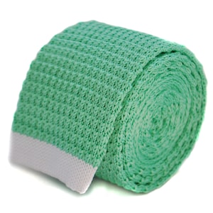 pale mint green skinny knitted tie with white tip by Frederick Thomas FT2027