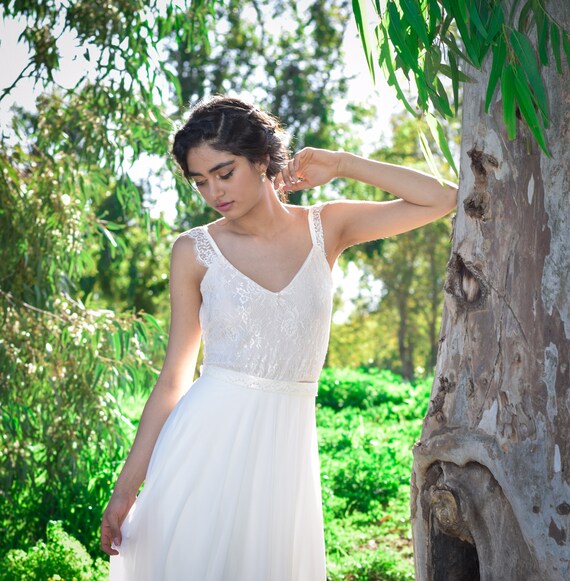 simple alternative wedding dresses