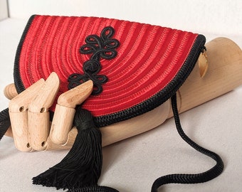 Yves Saint Laurent - sac/ceinture en soie rouge, passementerie en soie noire - vintage années 80