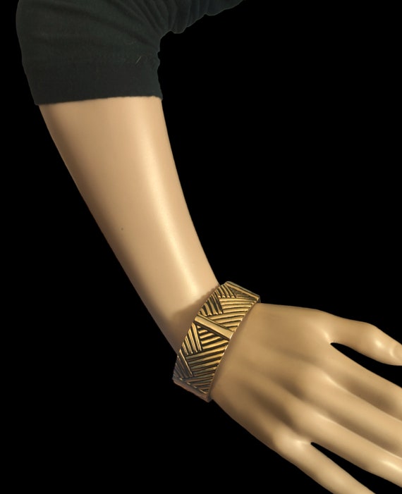 UNGARO - rigid gold metal cuff/bracelet - vintage… - image 5